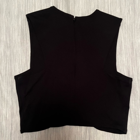 TALULA HIGH NECK CROP - Picture 2 of 3